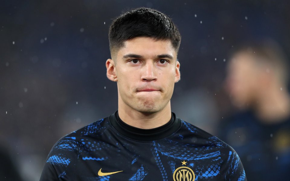 Интер планира още след месец да откупи Хоакин Корея. Нападателят