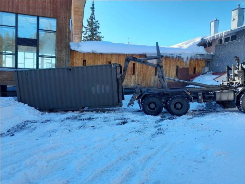 Военни докараха агрегат на Белмекен1