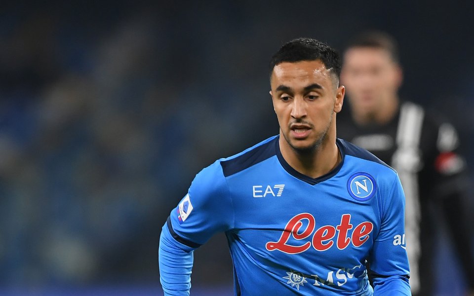 Крилото на Наполи Адам Оунас не е изиграл нито минута