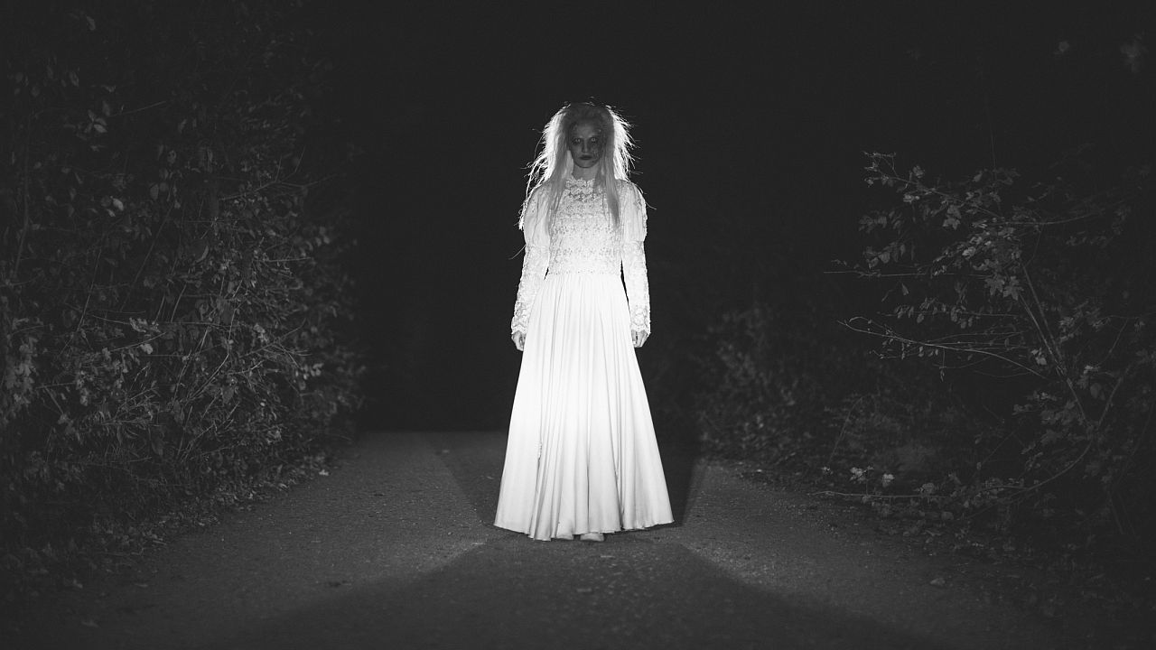 10 ужасяващи истории на хора, живели в обладани от духове къщи