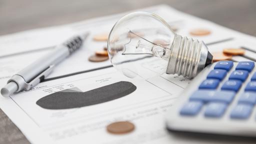 <p>Сметки за ток за 40 000 евро: Високи фактури за електроенергия шокират бизнеса&nbsp;в Русе</p>