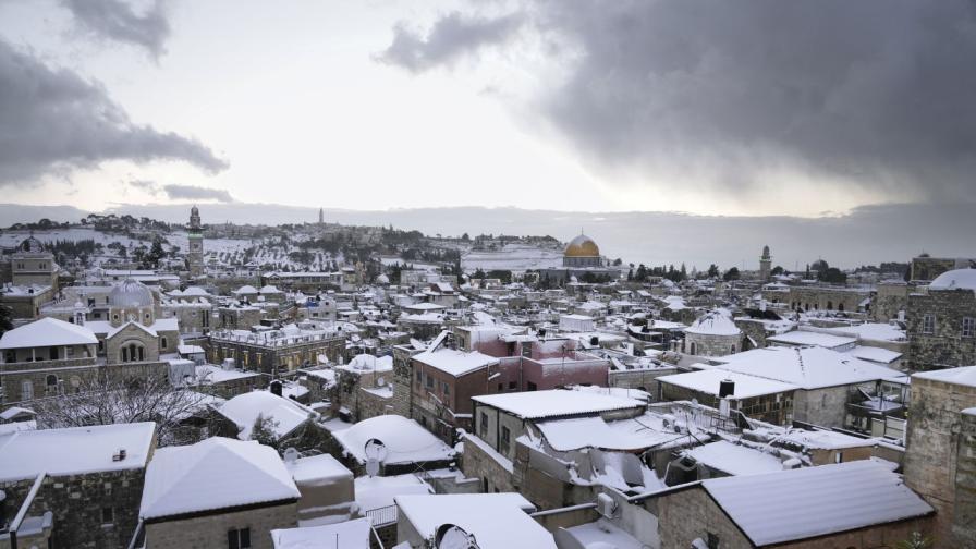 Сняг изненада Израел