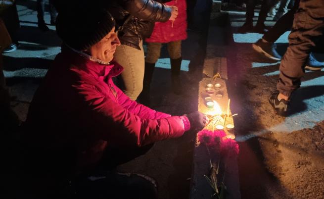 След трагичния случай: Протест пред болницата във Враца