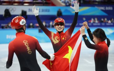 Домакините от Китай спечелиха първата в историята титла в смесената