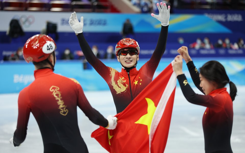 Домакините от Китай спечелиха първата в историята титла в смесената
