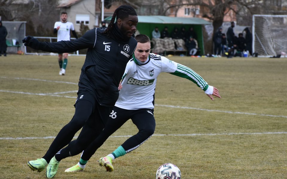 Локомотив Пловдив все пак ще привлече изкарали пробен период Райън