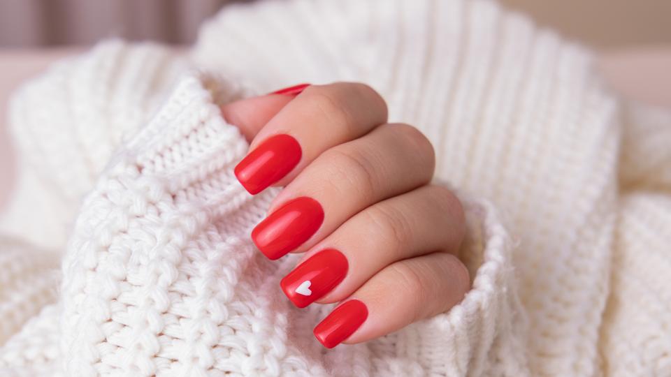 Може би ви предстои час при маникюрист, а все още