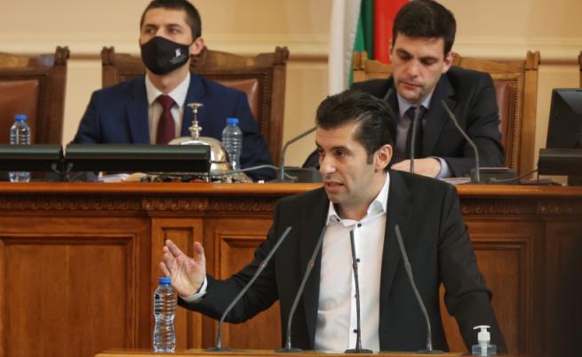 Петков: Ще имаме азерски газ преди финализирането на газовата връзка с Гърция