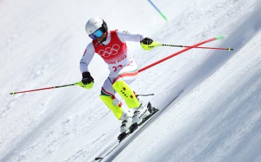Алберт Попов завърши на престижната девета позиция в алпийския слалом