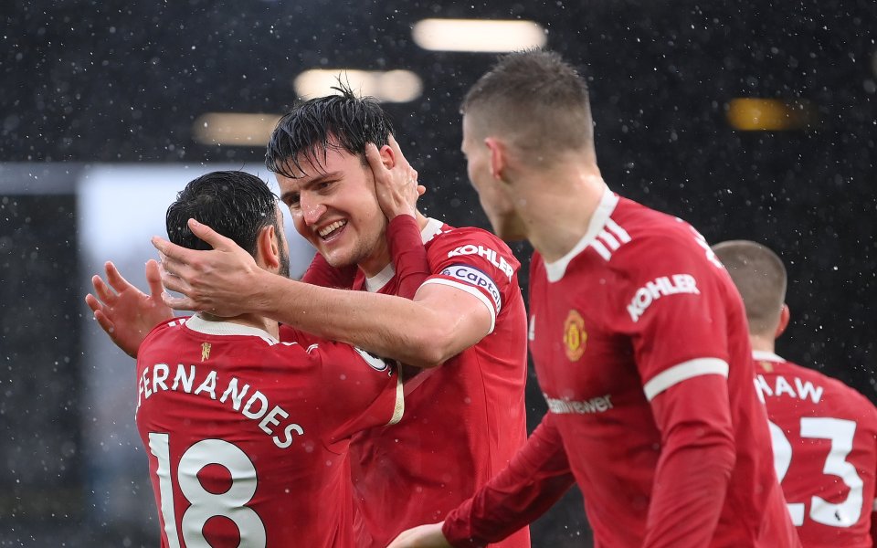 Лийдс и Манчестър Юнайтед играят при резултат 0:2 в среща