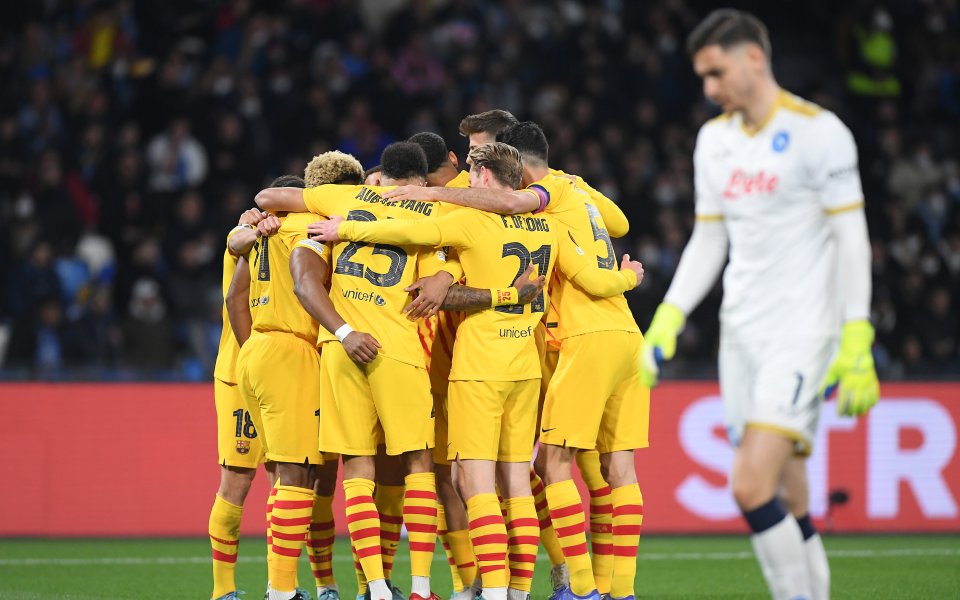 Наполи и Барселона играят при резултат 1:3 на "Диего Армандо