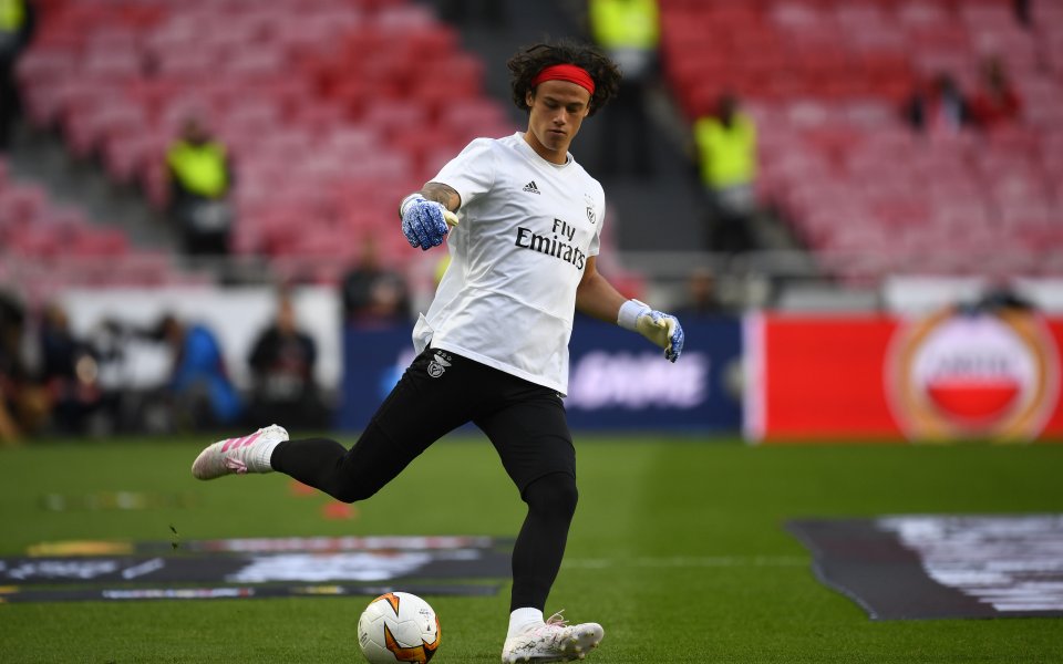 Рома е на финалната права от споразумение със сръбския вратар