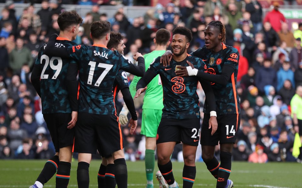 Челси разби Бърнли с 4:0 като гост в мач от