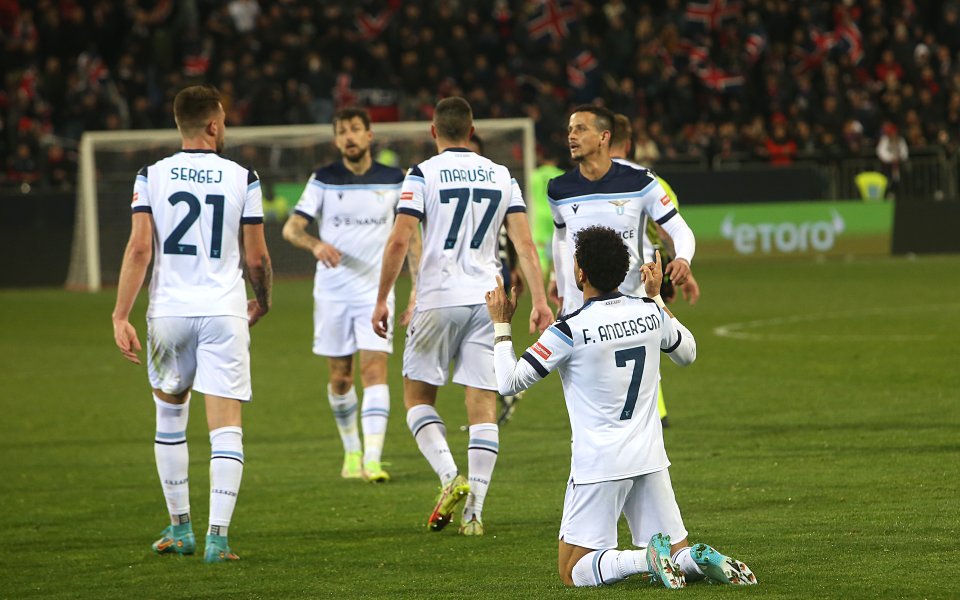 Лацио отнесе с 3:0 като гост Каляри в мач от