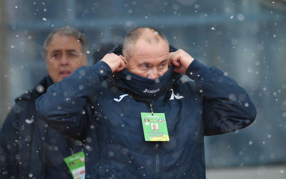 Треньорът на Левски - Станимир Стоилов, благодари на феновете за