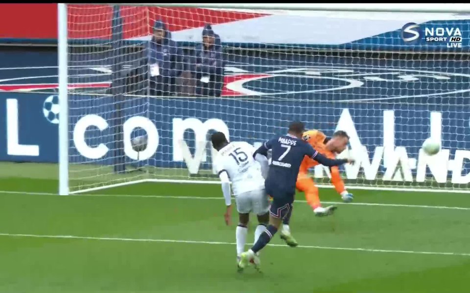 ПСЖ успя да открие резултата в 24-ата минута след чудесна