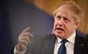 Още членове на британското правителство подават оставки заради Джонсън