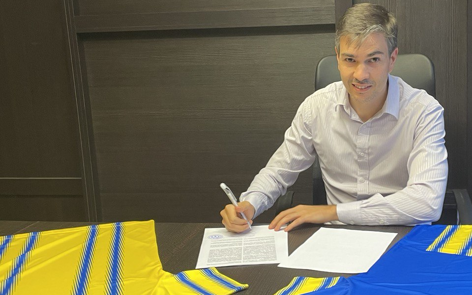 Даниел Серехидо официално пое ръководството на ФК Крумовград. Бившият изпълнителен