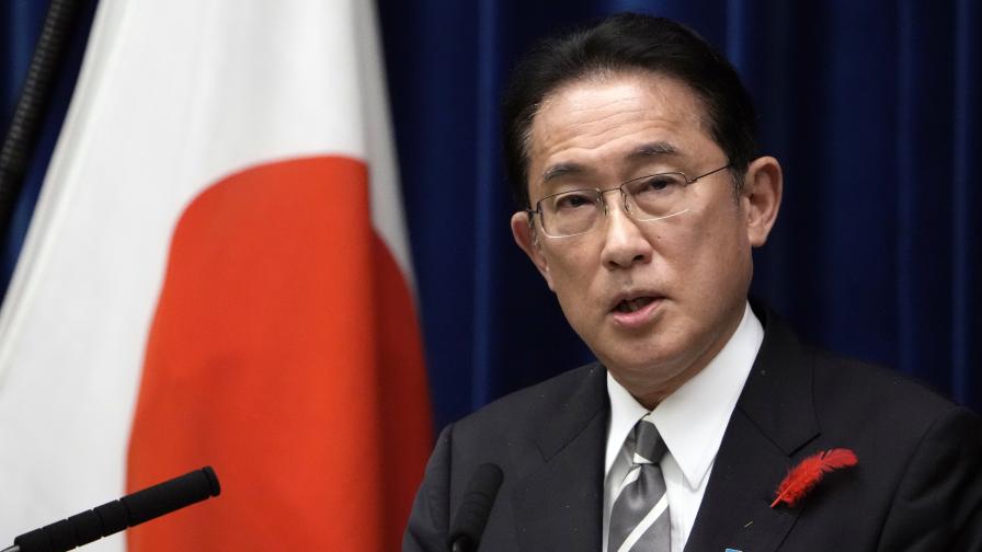 Изненадваща визита: Премиерът на Япония пристигна в Киев