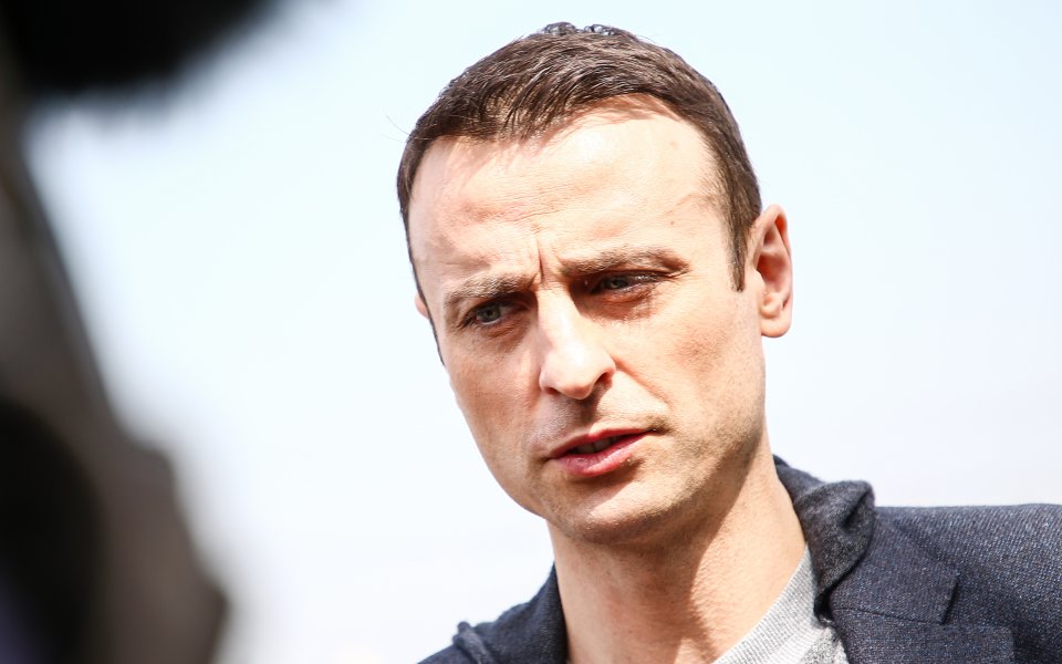 Димитър Бербатов е подал документи, за да бъде вписан като