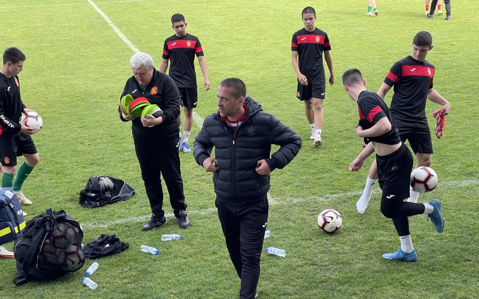 Селекционерът на България U17 &ndash; Йордан Петков, говори пред Gong.bg