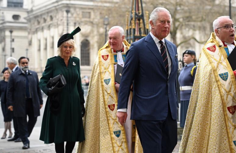 принц Филип служба почит кралски особи