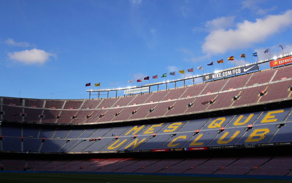 Барселона приема Севиля в дербито на кръга в Ла Лига.