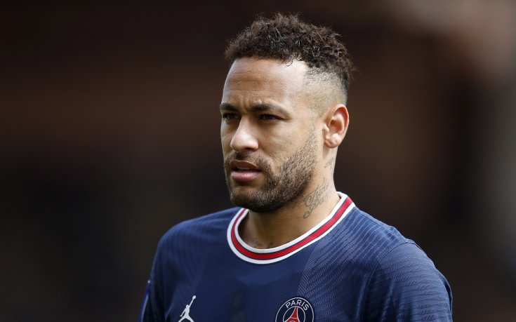 Нов обрат: ПСЖ ще удължи автоматично договора на Неймар