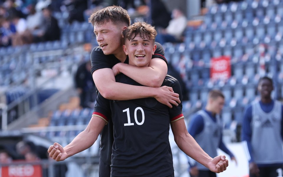 Офанзивният халф на Хофенхайм Том Бишов е отказал да премине