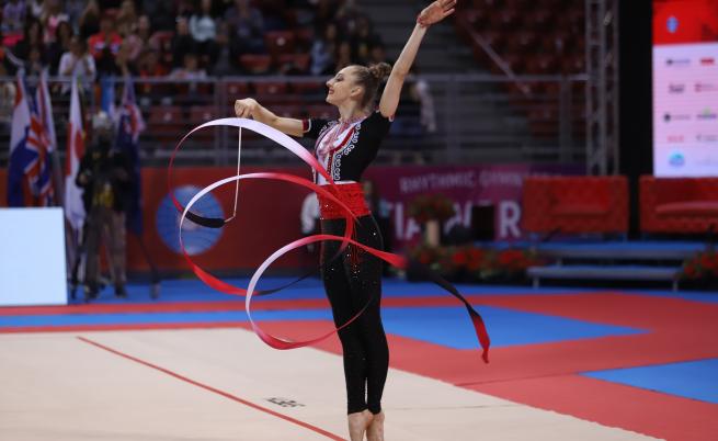 Боряна Калейн спечели сребърен медал в многобоя на Световната купа по художествена гимнастика в Баку