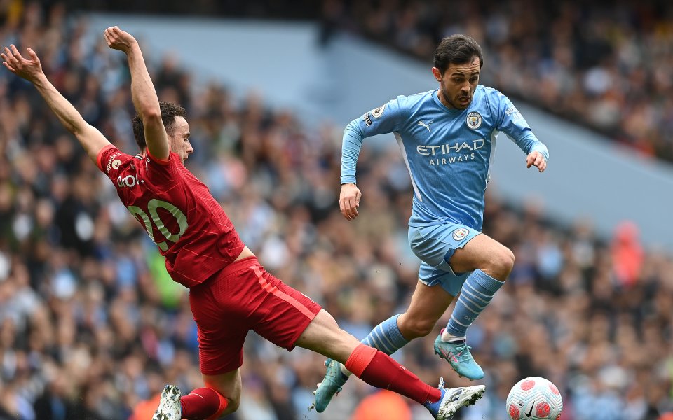 Отборите на Манчестър Сити и Ливърпул играят при резултат 2:1