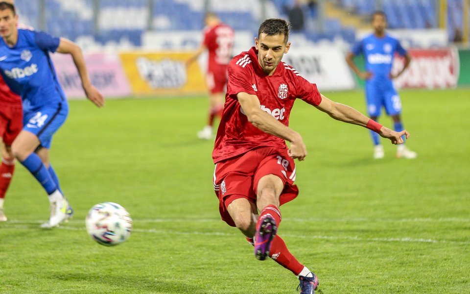 Халфът на ЦСКА 1948 - Ивайло Чочев, е под въпрос