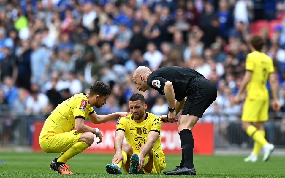 Полузащитникът на Челси Матео Ковачич се контузи в полуфиналния мач