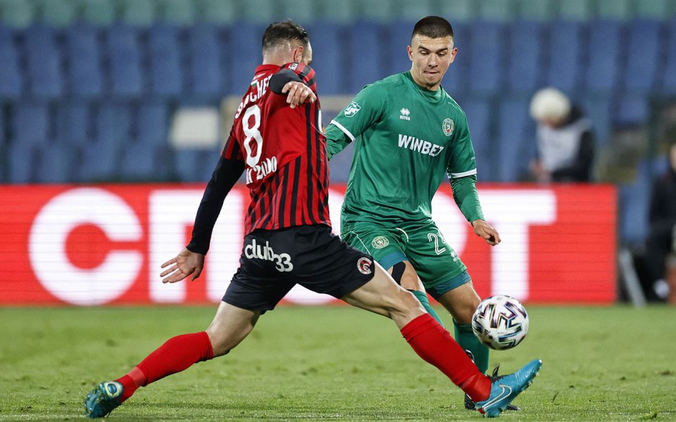 Ботев Враца приема Локомотив София в интригуващ сблъсък за оставане