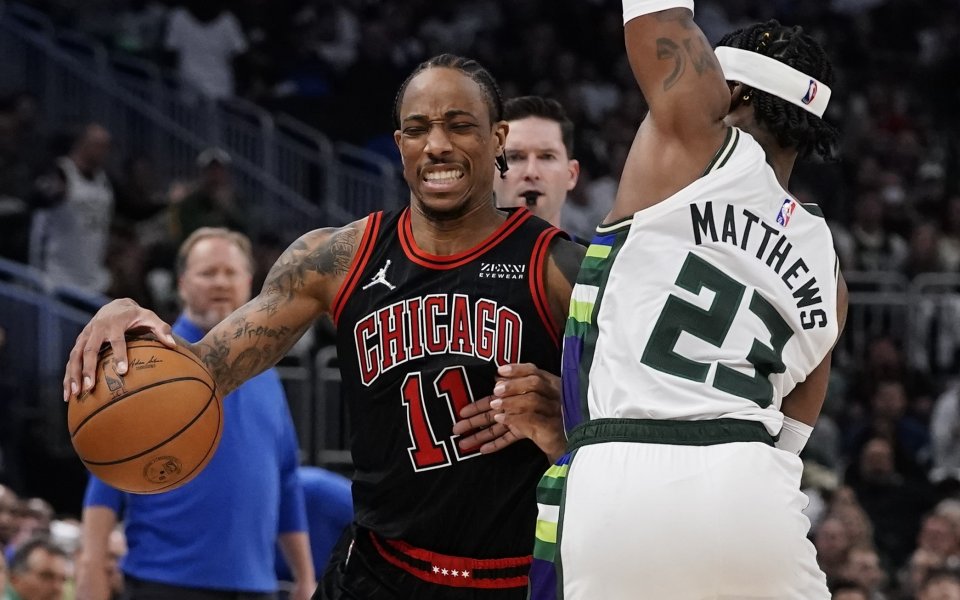 Джоел Ембийд бе точен при стрелбата си за три точки