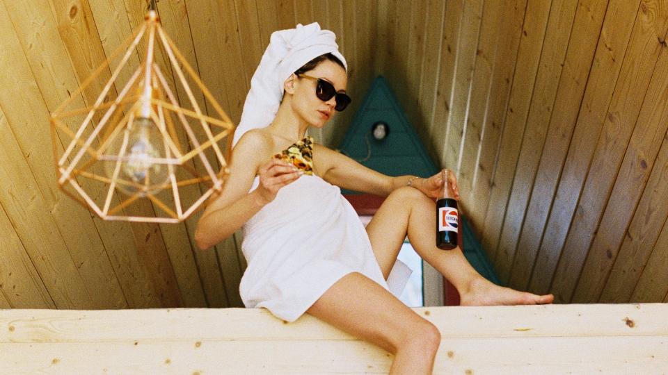 Дневен хороскоп за петък, 13 май - снимка 10