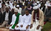 В свещения ден на исляма: Как Израел и Палестина посрещат Рамазан