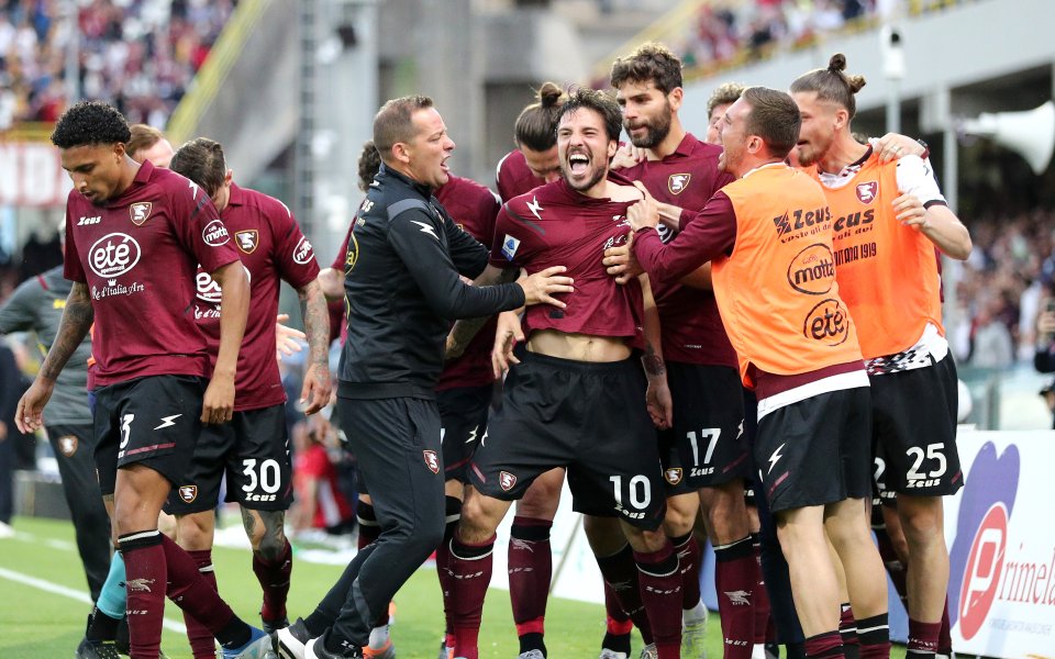 Салернитана победи Венеция с 2:1 в дербито на дъното и