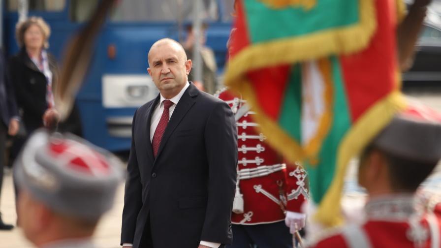 <p>Радев: Решението на НС е опасна стъпка към въвличането на България във войната</p>