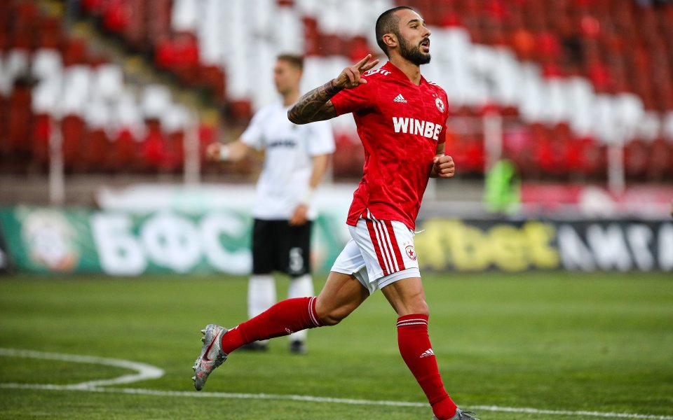 Футболистът на ЦСКА Георги Йомов е пуснат от СДВР, след