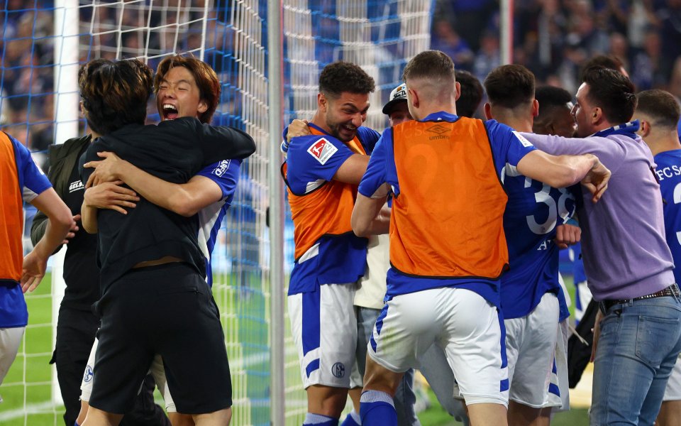 Шалке 04 - Санкт Паули 3:2 / Втора Бундеслига, 33-и кръг, 07.05.2022 г.