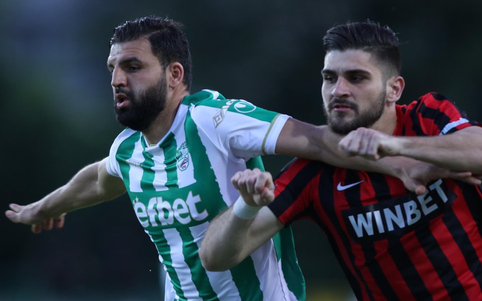 Защитникът на Берое Сиам Бен Юсеф е един от футболистите