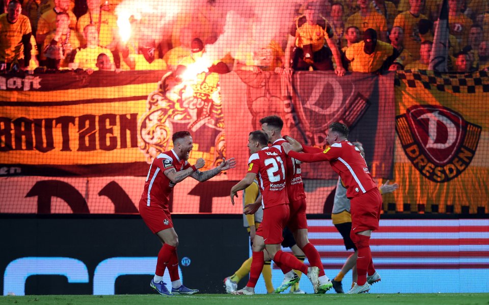Кайзерслаутерн се завърна във Втора Бундеслига