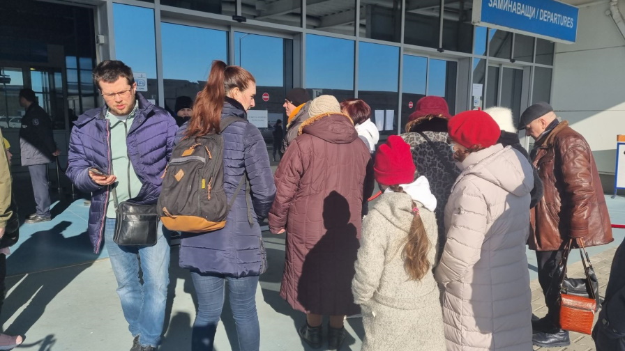 Морската гара в Бургас става буферна зона за украински бежанци