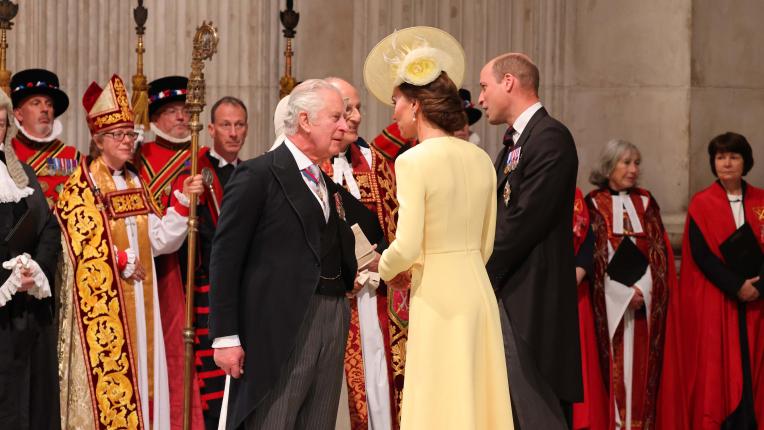  Кейт Мидълтън засия в жълто 