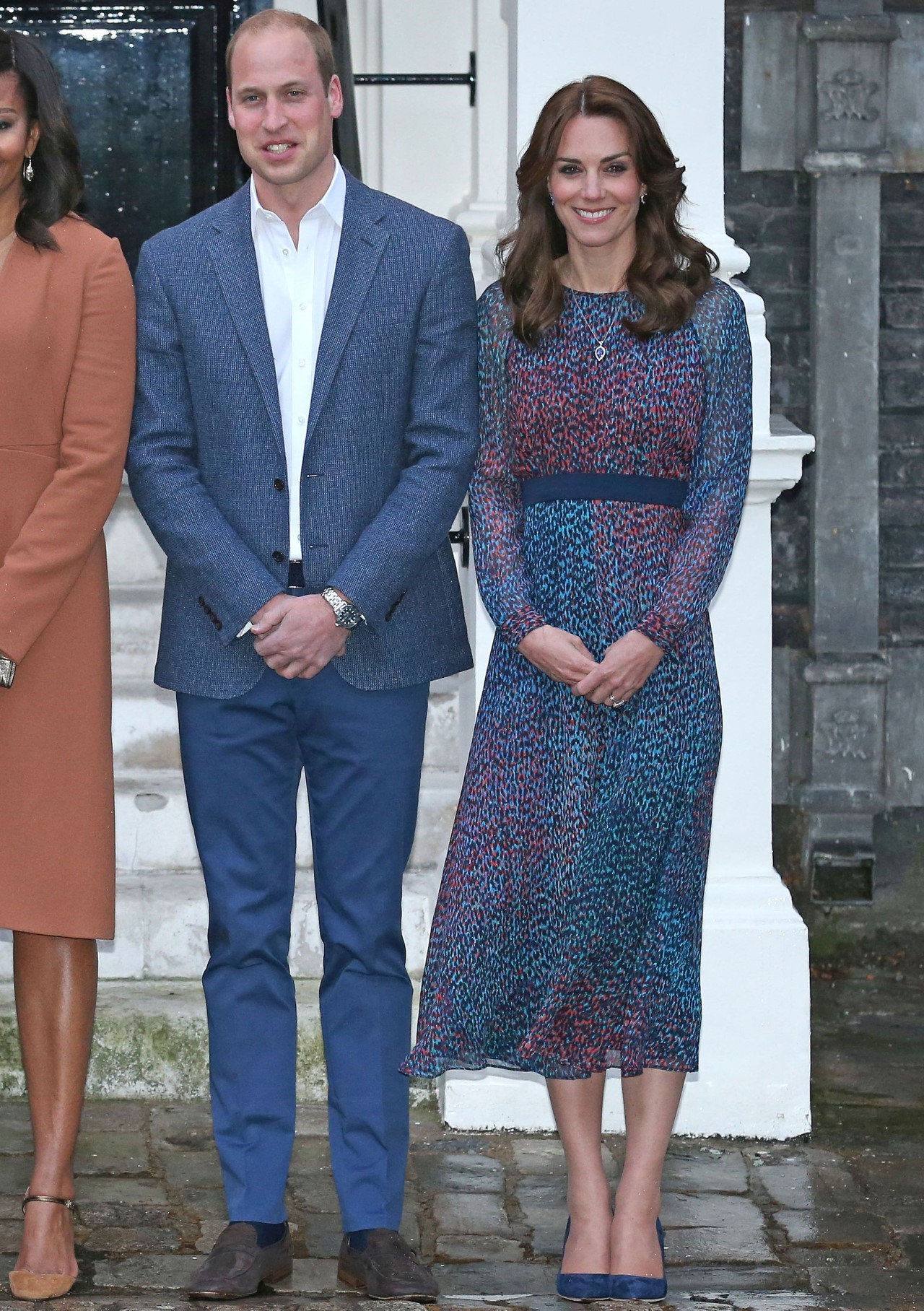 <p>Април 2016, Принц Уилям и Кейт Мидълтън,&nbsp;носеща рокля на &quot;LK Bennett&quot;</p>