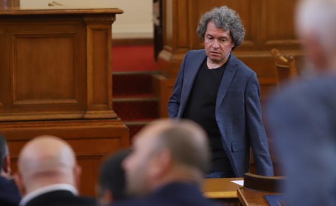 Тошко Йорданов: Петков е говорил с няколко депутати от ИТН