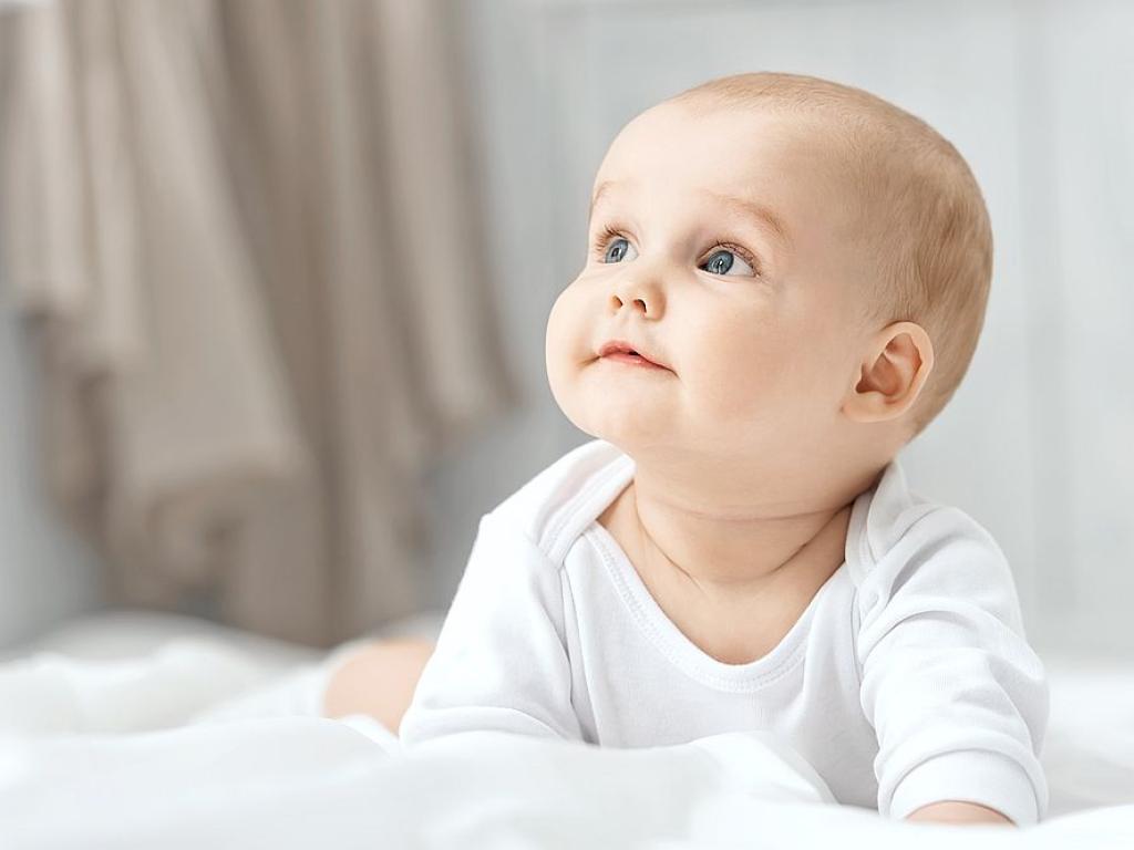 Мислите ли че бебетата се появяват на света с прасковен