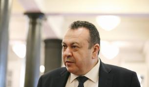 Адвокатът на Пеевски обвини ГДБОП в лъжа
