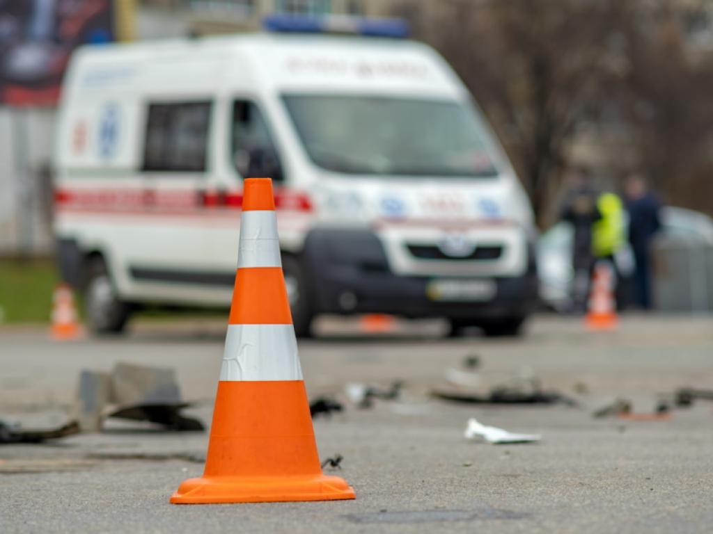 Лекар е пострадал при катастрофа с линейка в Пловдив, съобщиха